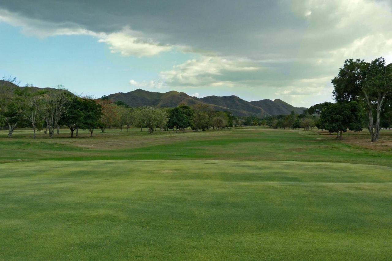 Marriott Maracay Golf Resort Eksteriør billede